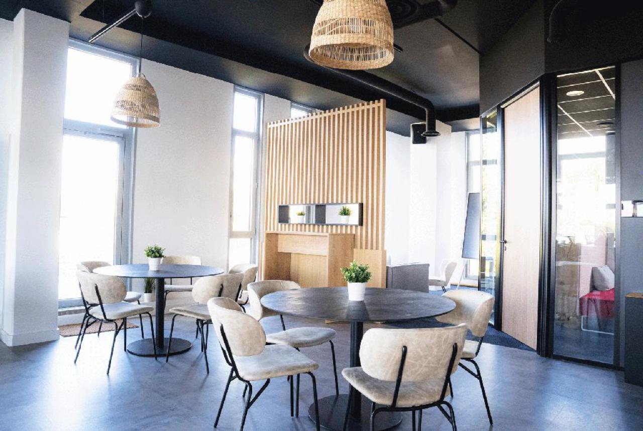 Bureau Limonest 345m² Location bureau Limonest Rhône OLBUR2203771 2
